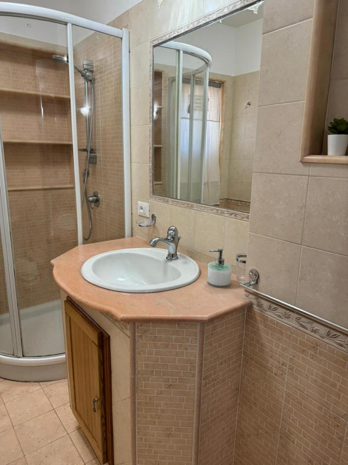 La Casa Del Mulino Apartment Catania Bagian luar foto