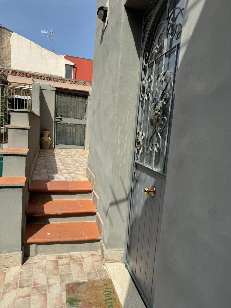 La Casa Del Mulino Apartment Catania Bagian luar foto