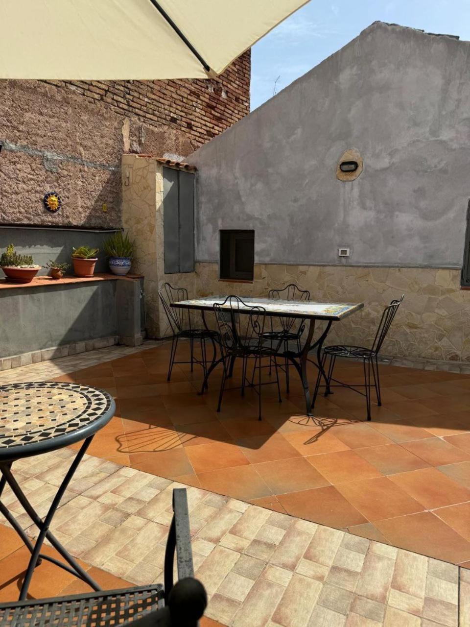 La Casa Del Mulino Apartment Catania Bagian luar foto
