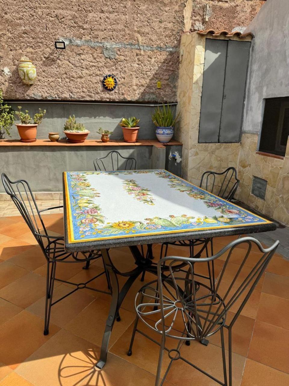 La Casa Del Mulino Apartment Catania Bagian luar foto